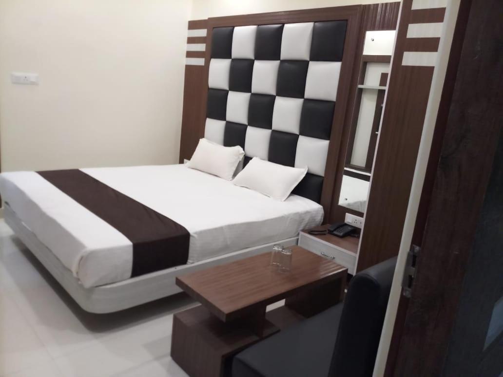 Hotel R K Residency Muzaffarpur Zewnętrze zdjęcie